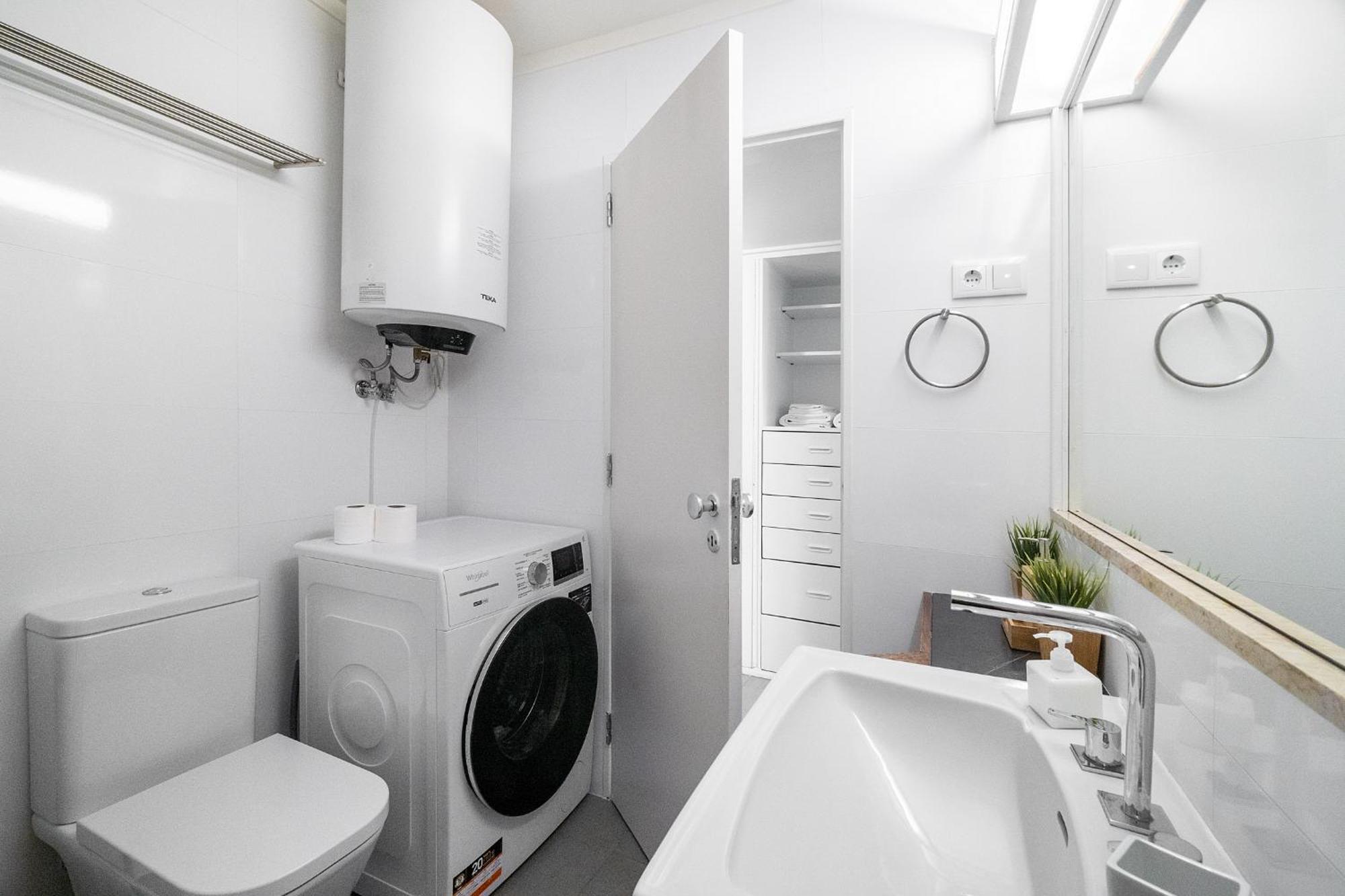 Whome Study & Surf Carcavelos 1-Bed By Beach & Nova Sbe Exterior photo